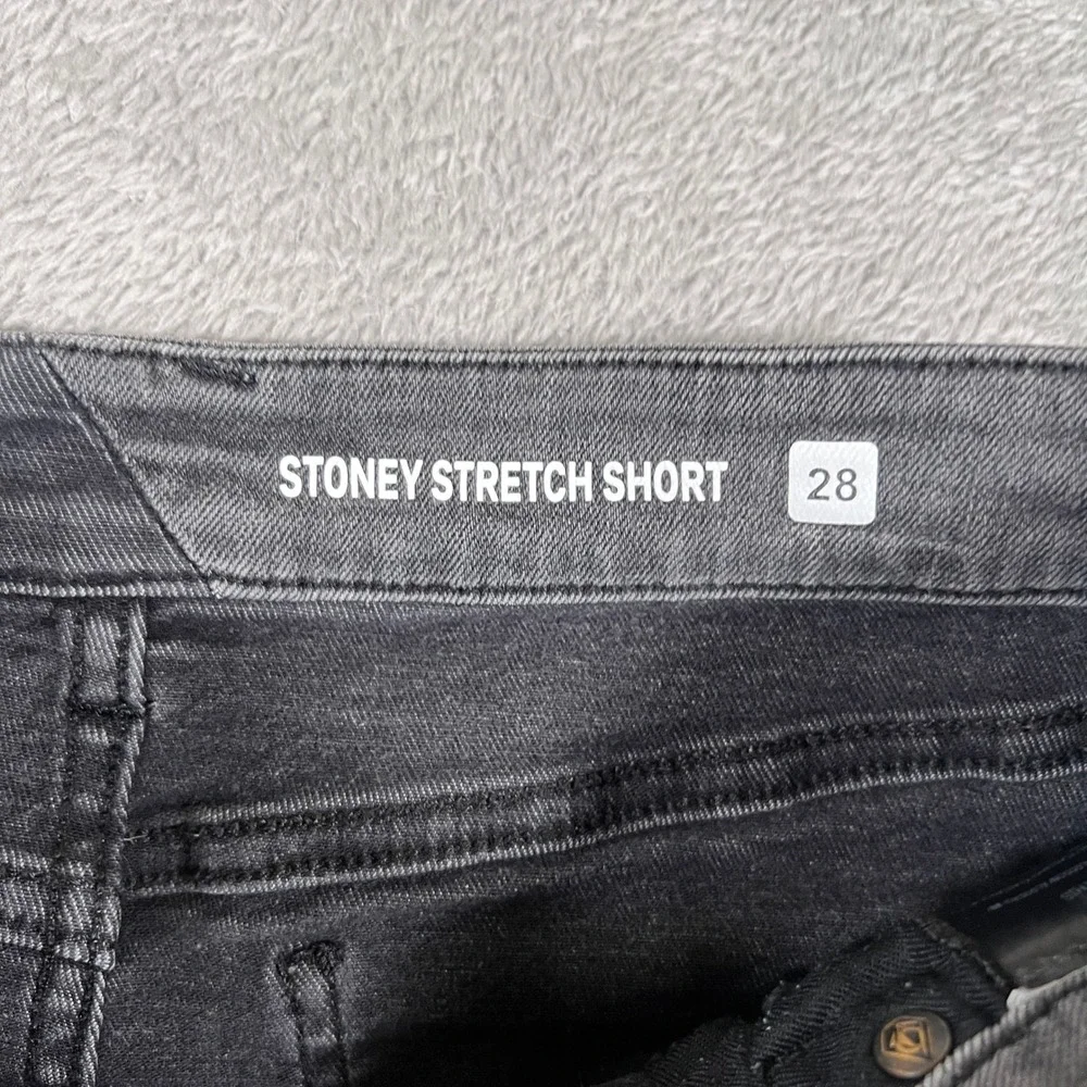 Volcom Stoney Stretch Gray Denim Shorts Womens‎ Size 28 Frayed Hem